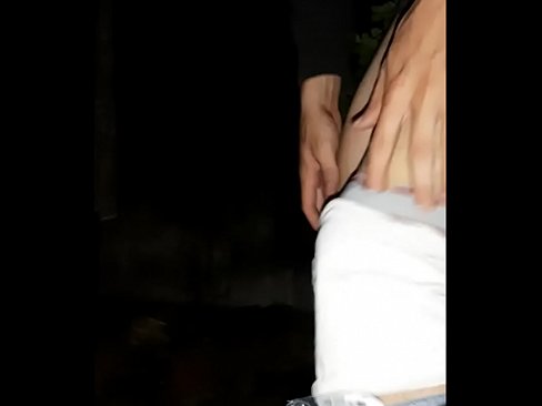 ❤️ O meu veciño saltou ao meu muro de corentena ❤❌ Porno casero en % gl.watchhentai.ru %